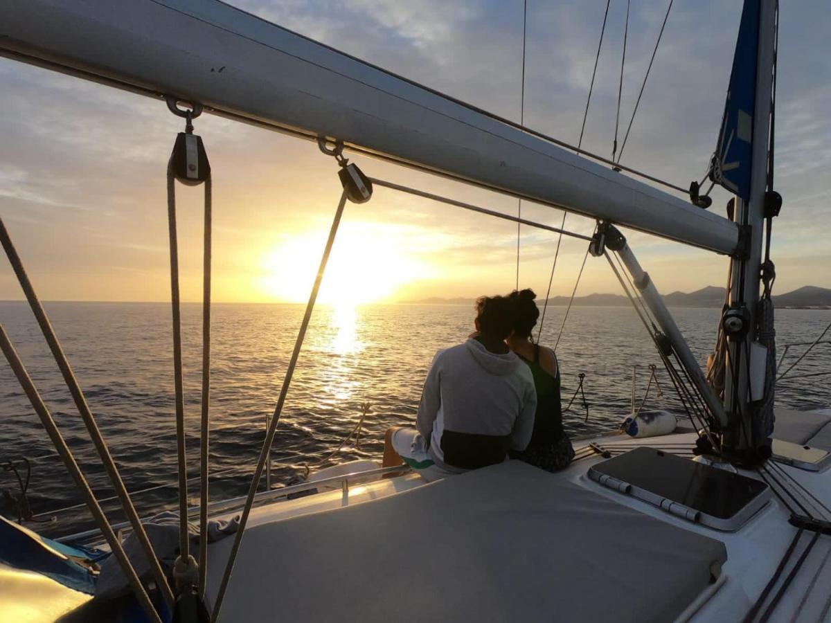 Magnifico Barco En La Graciosa Hotel Caleta de Sebo Eksteriør billede
